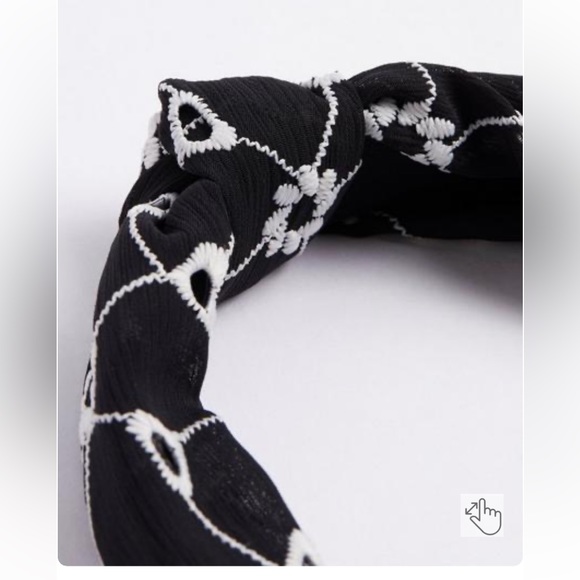 Torrid Embroidered Headband - Black & White NWT - Picture 2 of 2